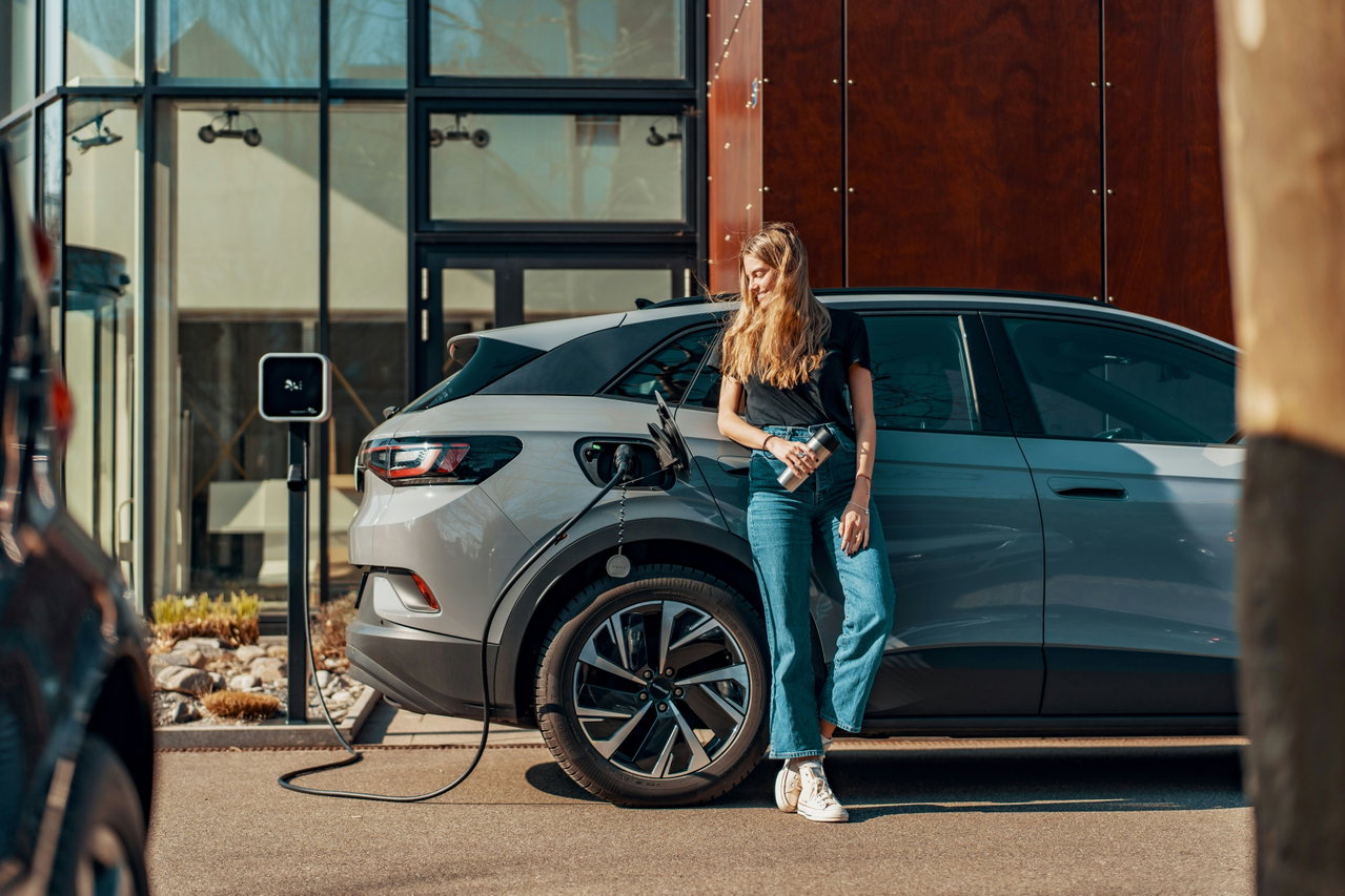 e mobility-YX-BmnafcJE-unsplash