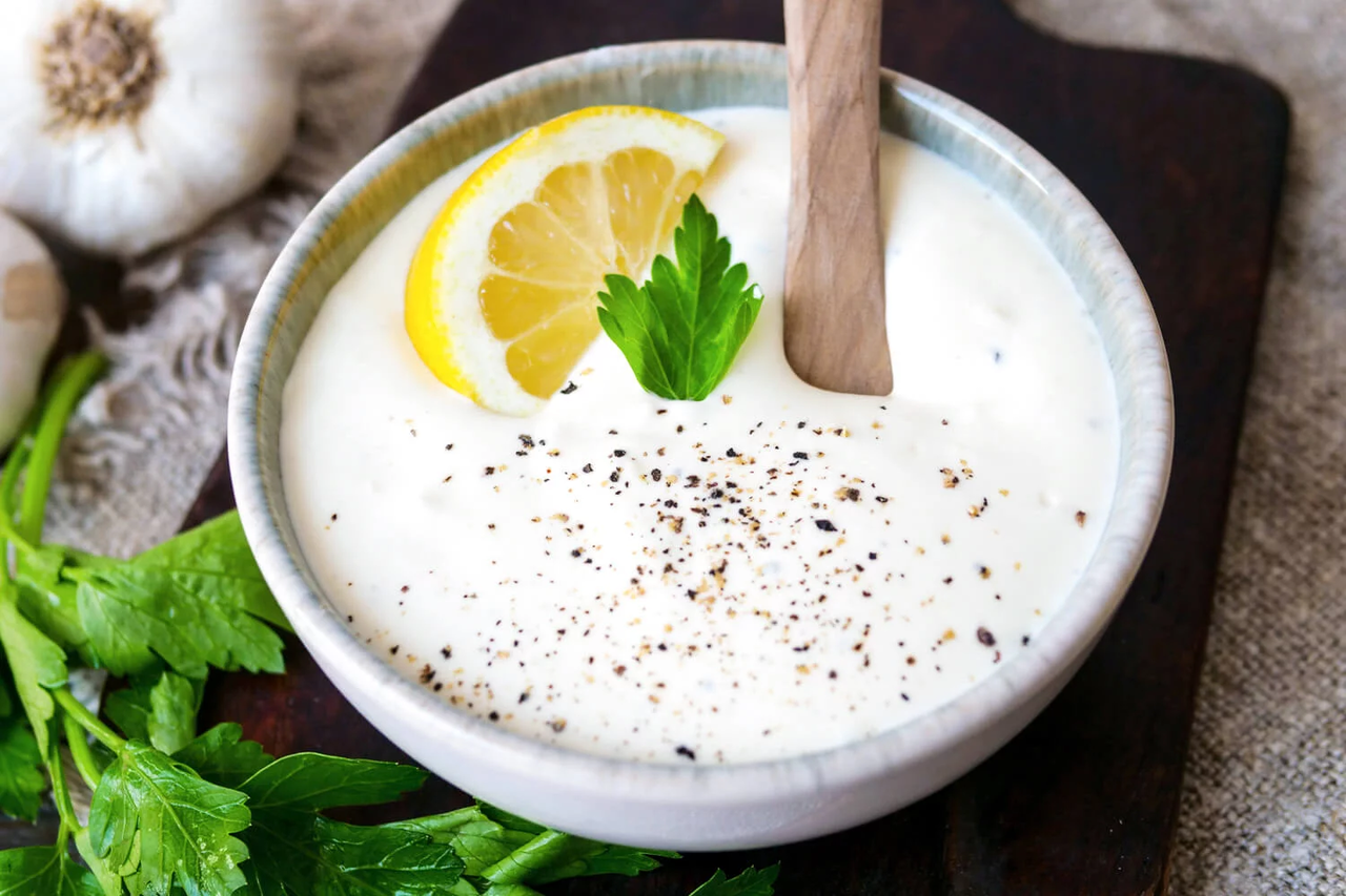 Knoblauch-Dip-bester-1