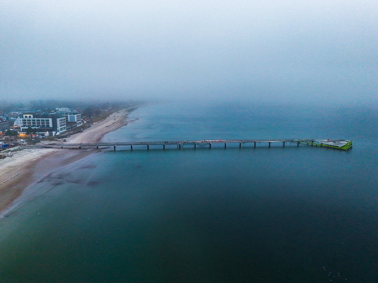 moderne Brücken – Fast fertige Seebrücke Scharbeutz