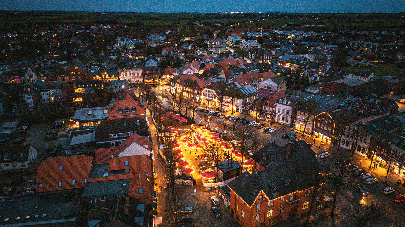 Weihnachtsmarkt_Burg_Fehmarn_Luftaufnahme_Ostsee-Holstein-Tourismus_e.V. (5)