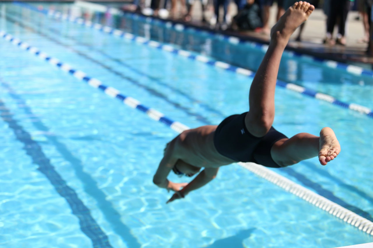schwimmen-gRof2_Ftu7A-unsplash
