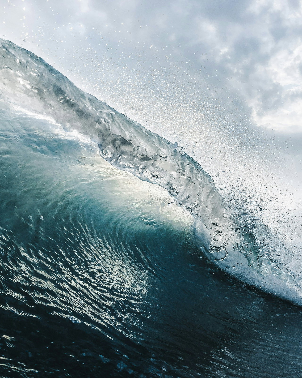 ozean-p-6S-filXzM-unsplash