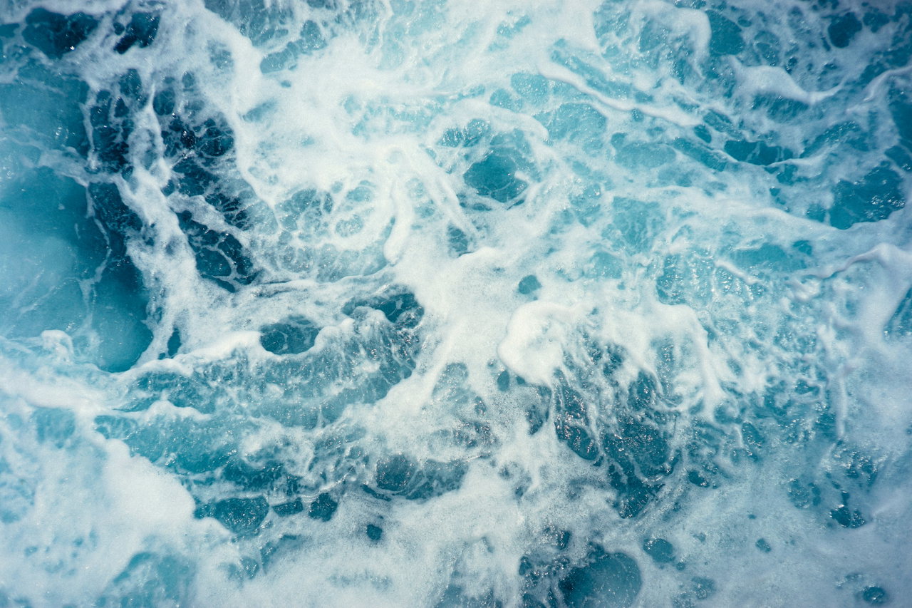 ozean-wc9avd2RaN0-unsplash