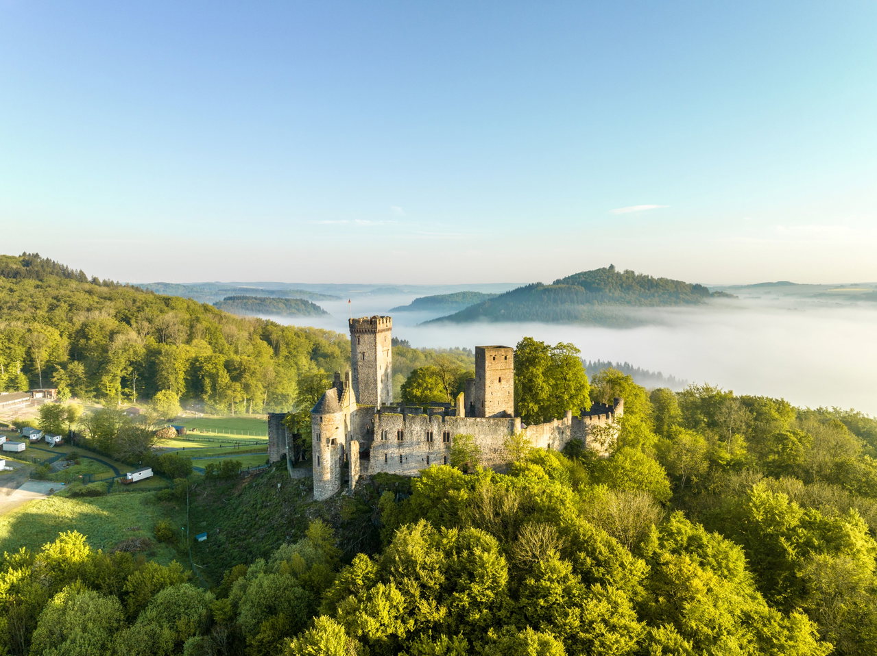 et-2023-280-kasselburgpelm-eifel-tourismus-gmbh-dominik-ketz