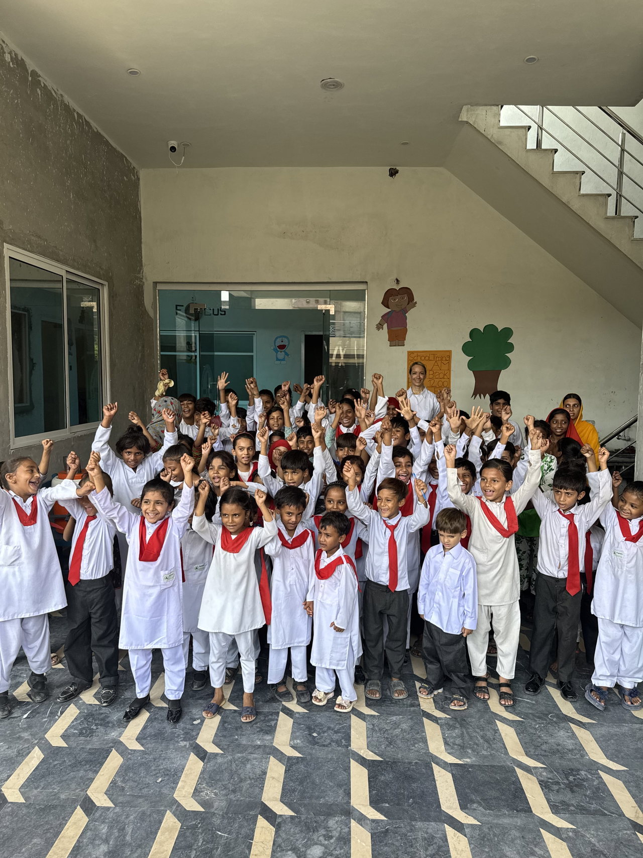 VNW Besuch in Grundschule in Faisalabad_Credit Anne Klesse