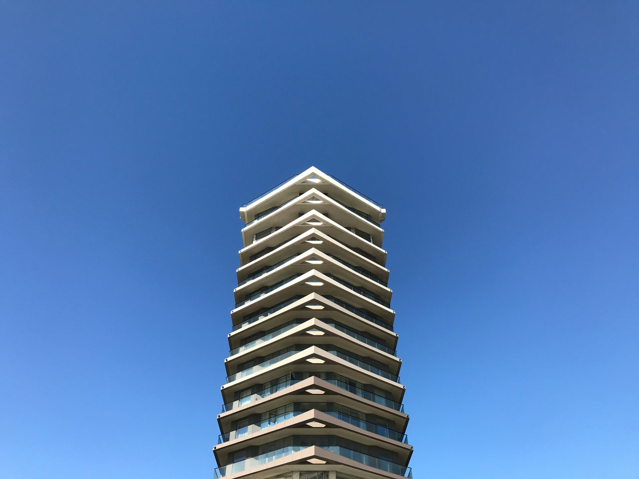 flat stacked-_oBFNCPNasc-unsplash