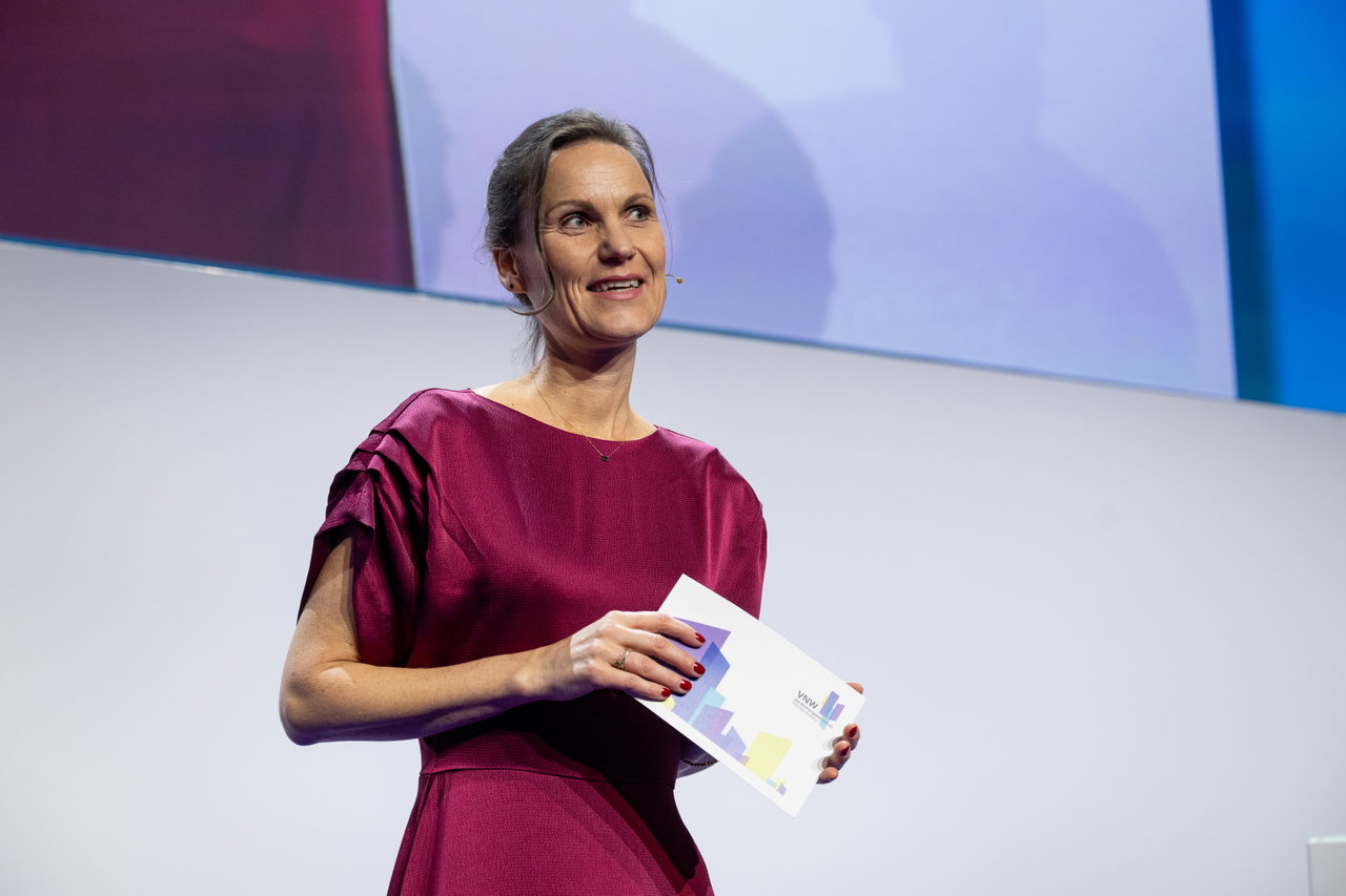 VNW_AT_2026_8176