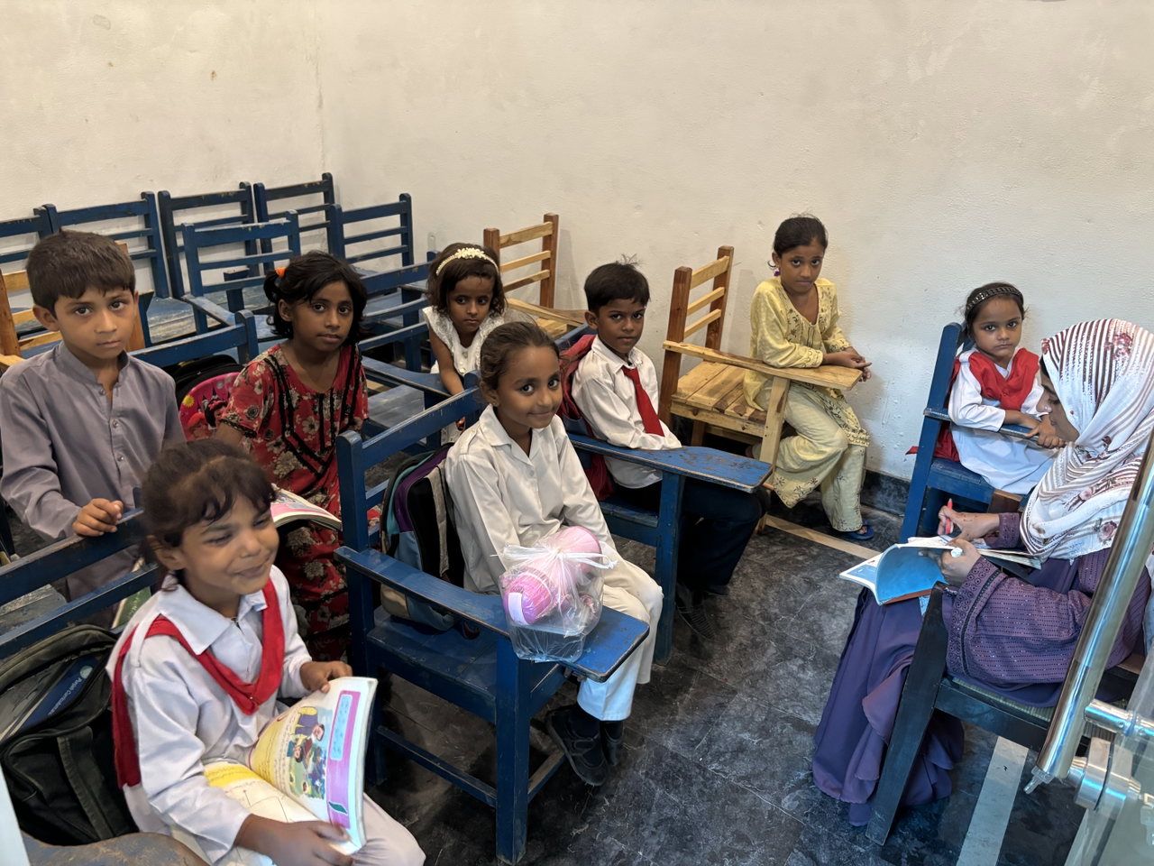 Grundschulklasse in Faisalabad_Credit Anne Klesse