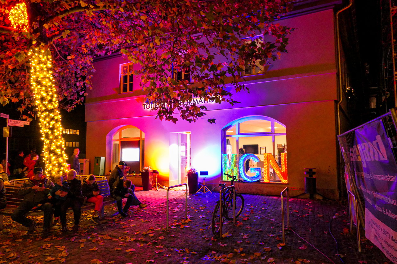 12_Meiningen leuchtet_Tourist-Info © Meiningen GmbH