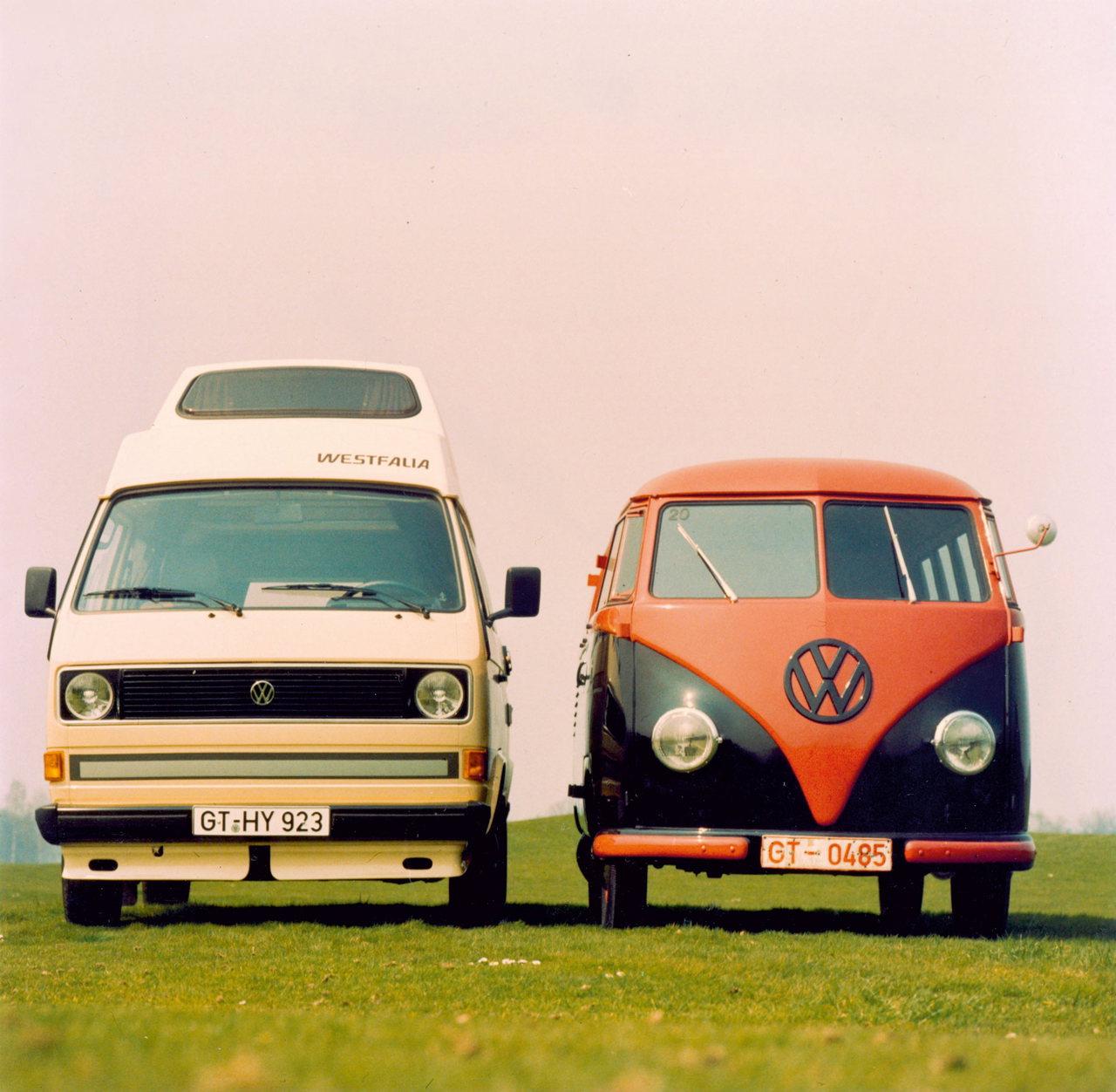 Westfalia Joker 3 und Volkswagen Bus (1954).