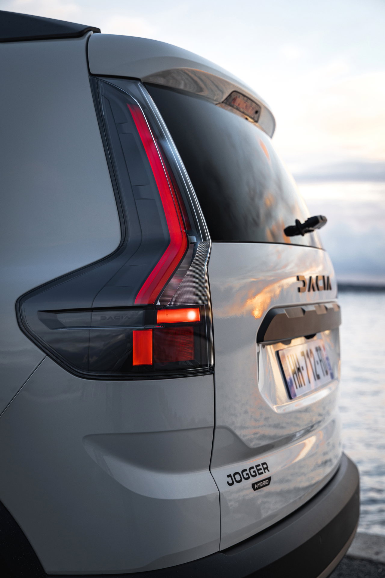 Dacia Jogger Hybrid 155.