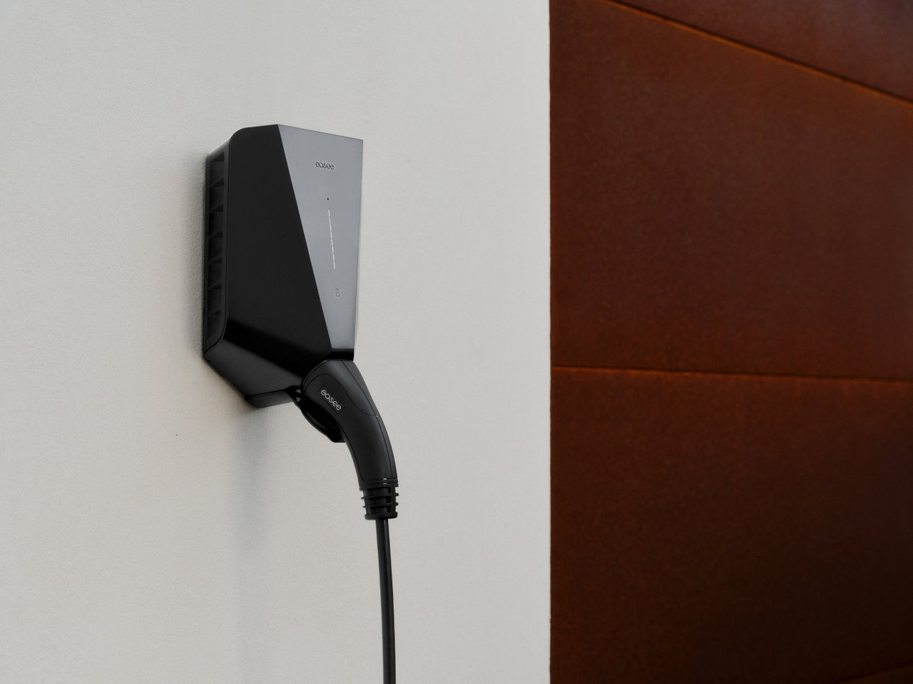 Wallbox Easee Charge Care.