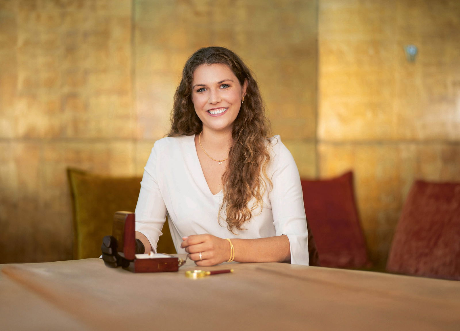 Porträtfoto von Schmuckexpertin Katharina Wellendorff