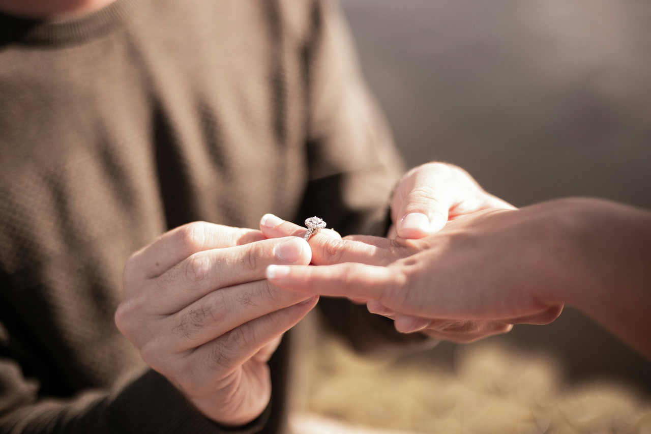 proposal-IXLS59CTgDE-unsplash