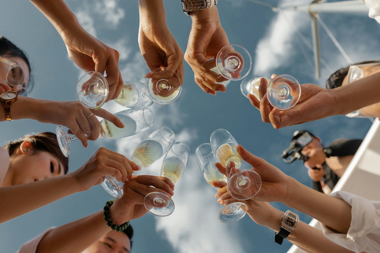 bachelorette party-yDSe7sggb9Q-unsplash