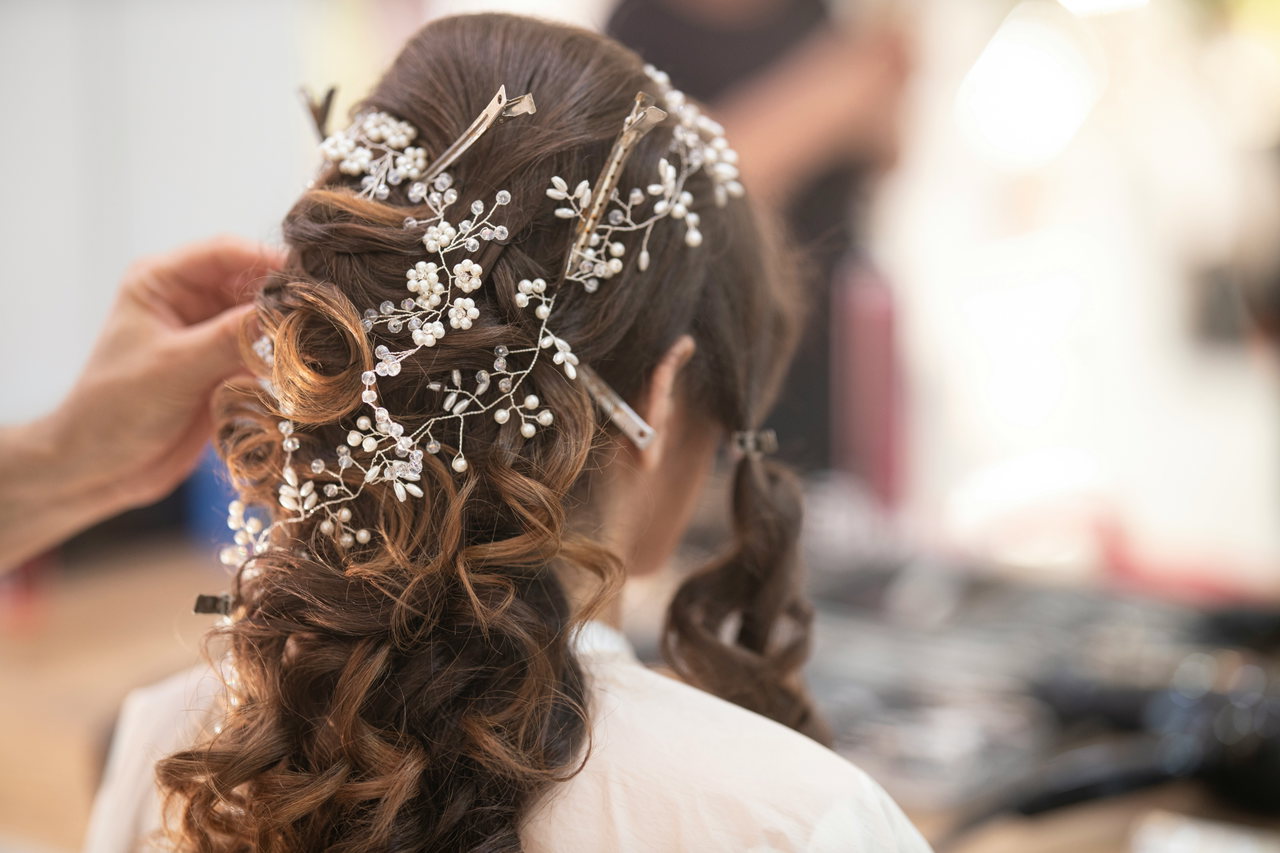 bride hair-Ix4D4-8cQUU-unsplash