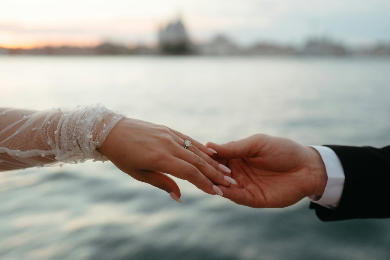 wedding nails-reWJ2ugmpw8-unsplash