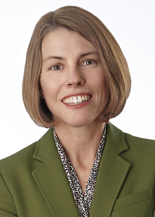 Tracey Armstrong Headshot (1)