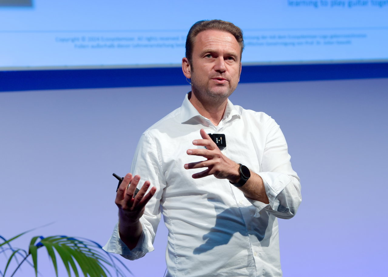 Prof. Dr. Julian Kawohl - Landscape Event Kopie