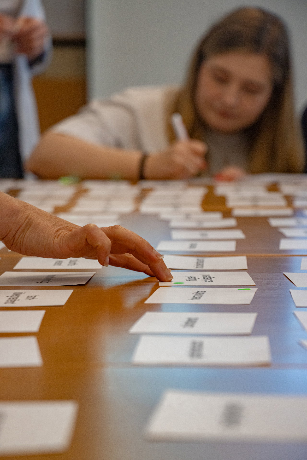 CD-RedID1622_FutureBrand-Herder-Rebranding_ABSTIMMUNG