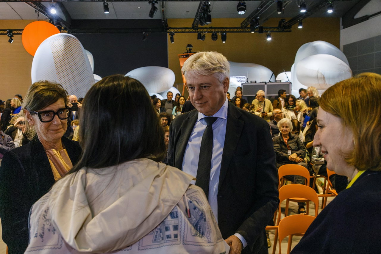 Handover Ceremony Forum 2026 Kopie-2