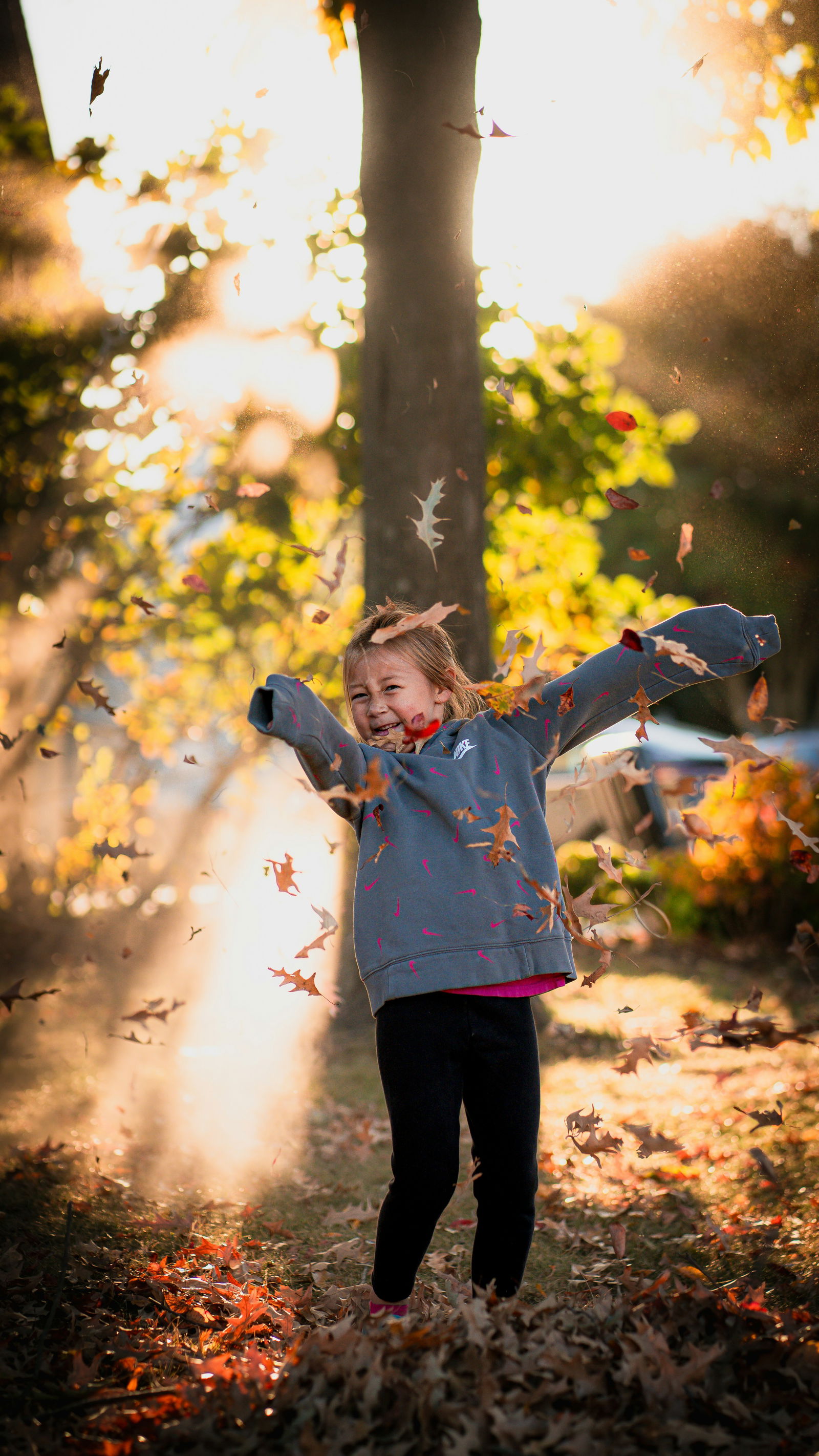 autumn kids-5mI51smA0JI-unsplash