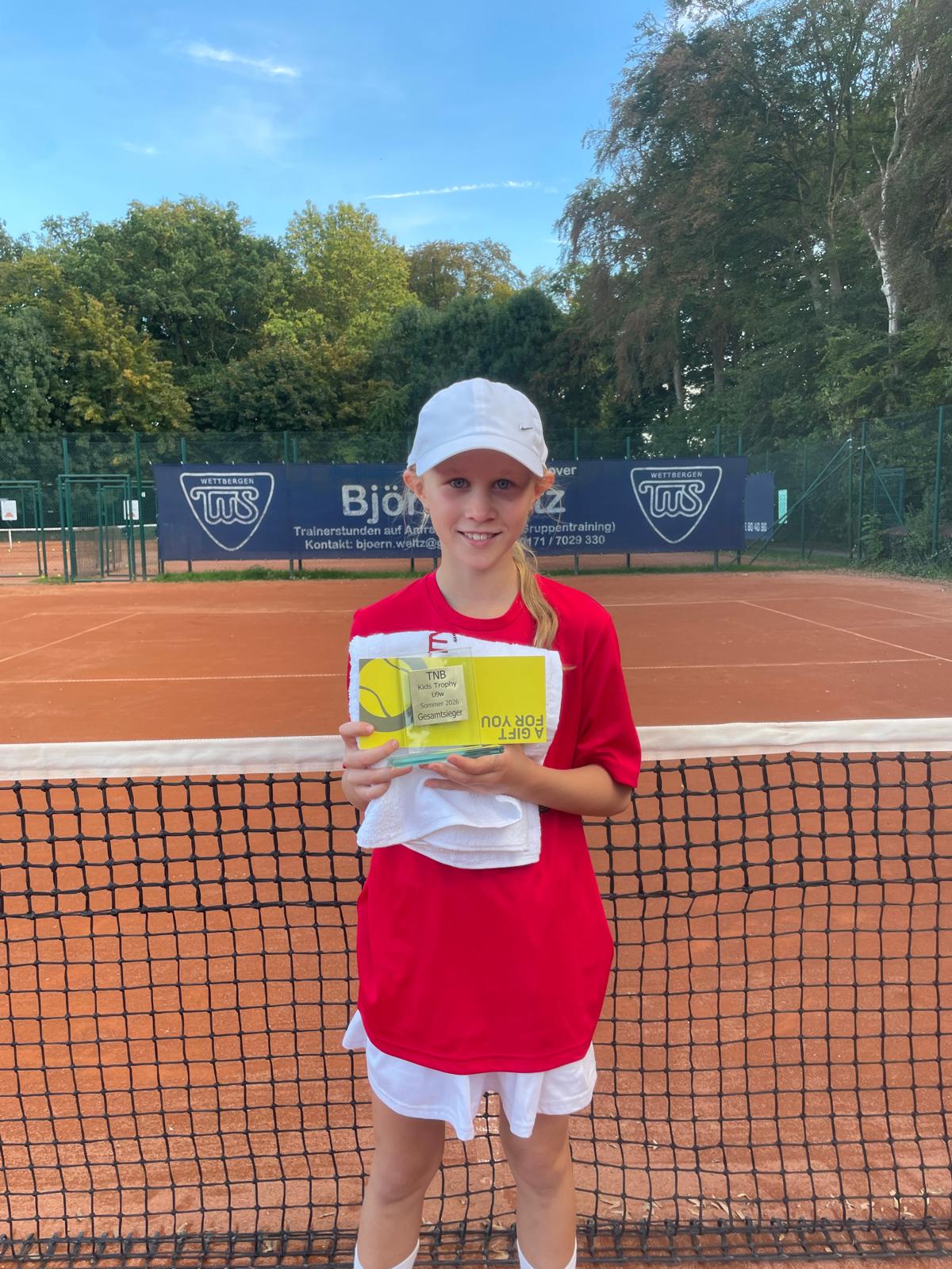 AlissaPflüger (Hildesheimer Tennis-Club Rot-Weiß