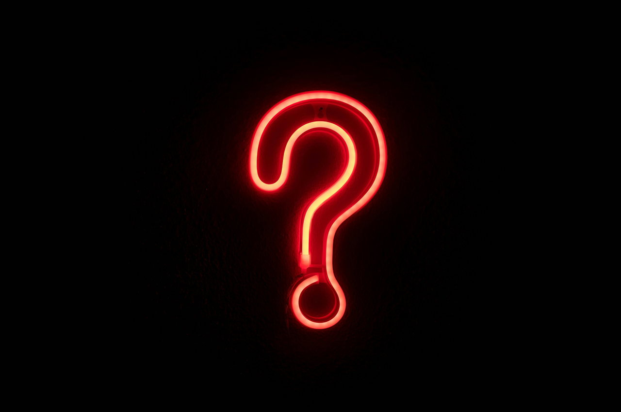 frage-UQw2KouMFU8-unsplash