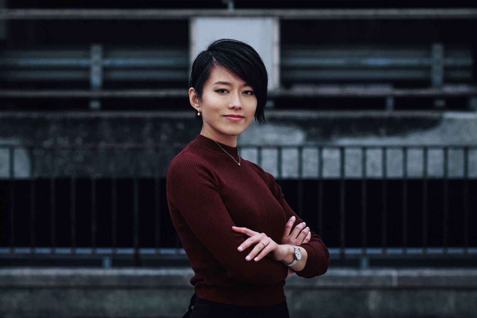 portrait woman-plUAJDdSXyw-unsplash