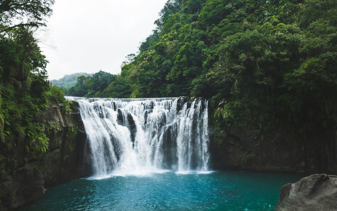 waterfall-X5CyweAStIY-unsplash