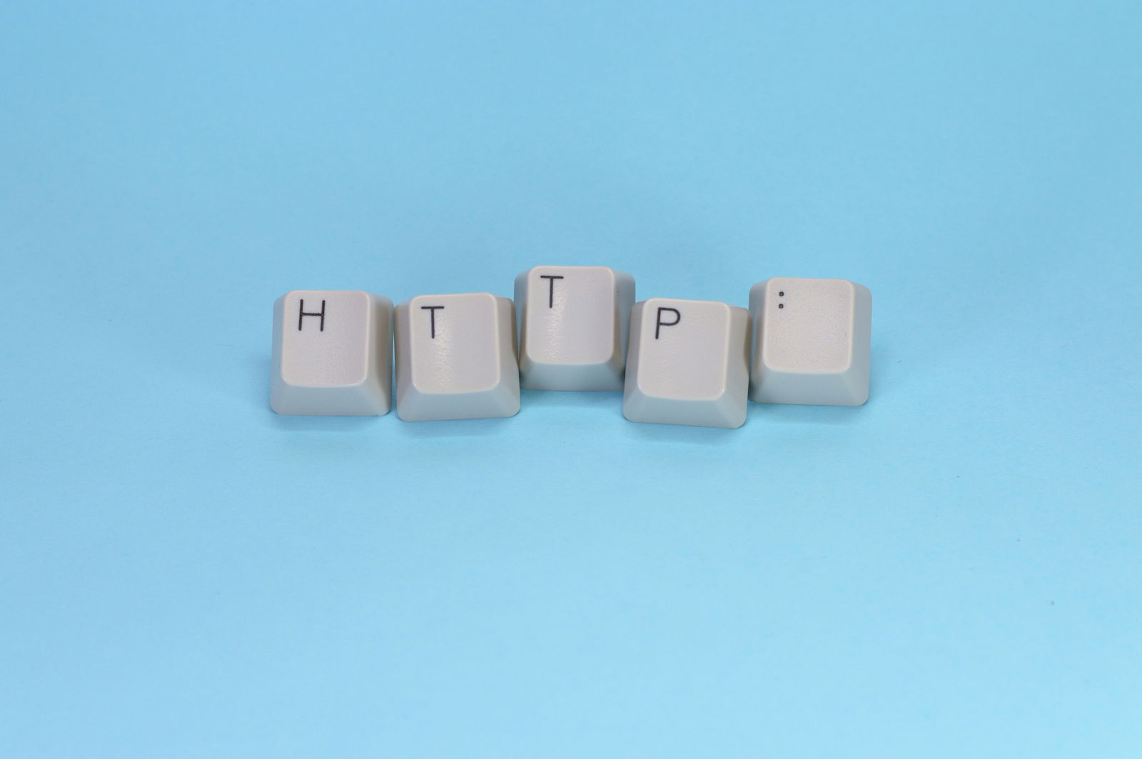 digital words-kZNeA-R48tE-unsplash