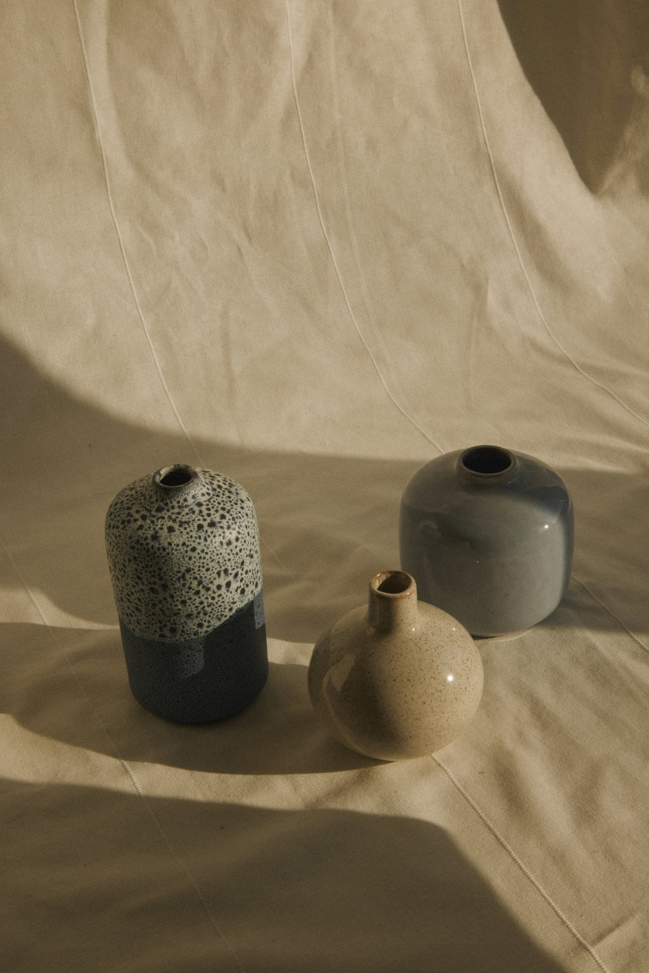vase--cfd9px-GV8-unsplash