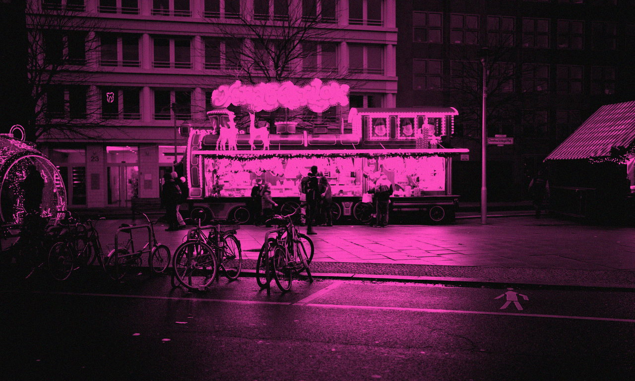 weser_hero_magenta
