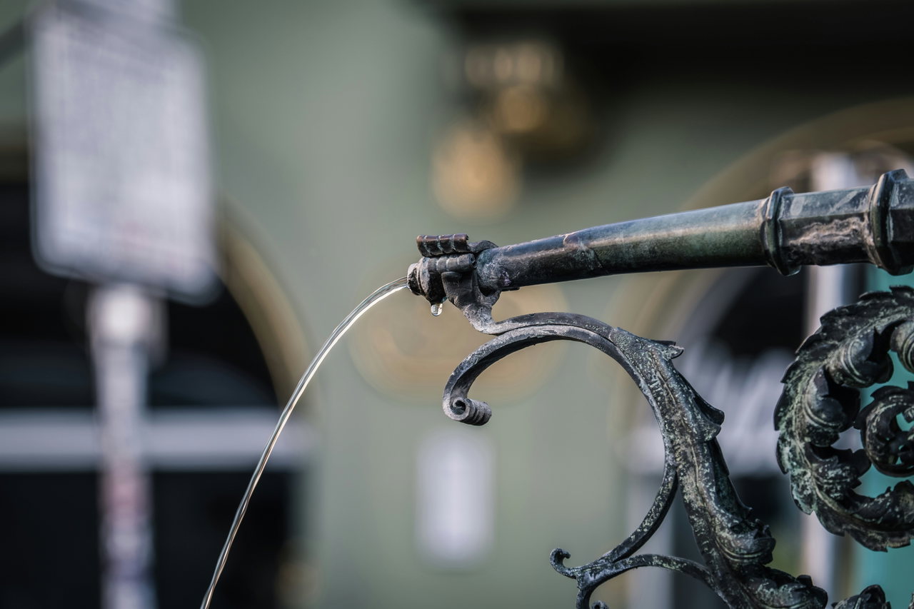 brunnen-jxcJNBoINLw-unsplash