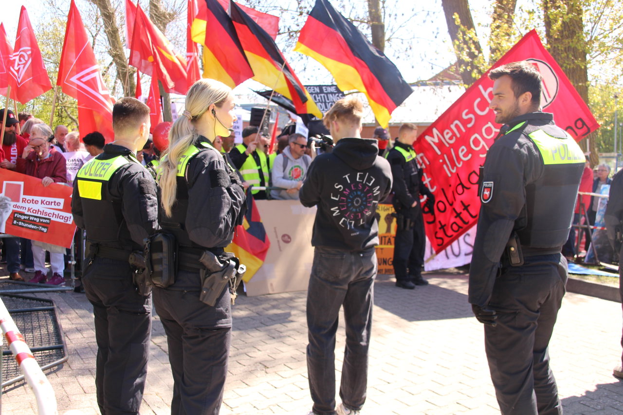demonstration-gezeitenwechsel-videoredaktion