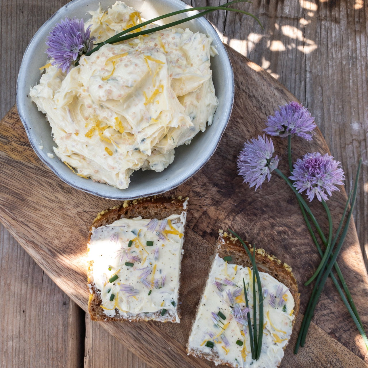 Rezept_Schnittlauchblütenbutter_quadrat