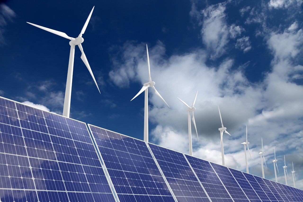 Erneuerbare-Energie-Windkraft-und-Solaranlagen