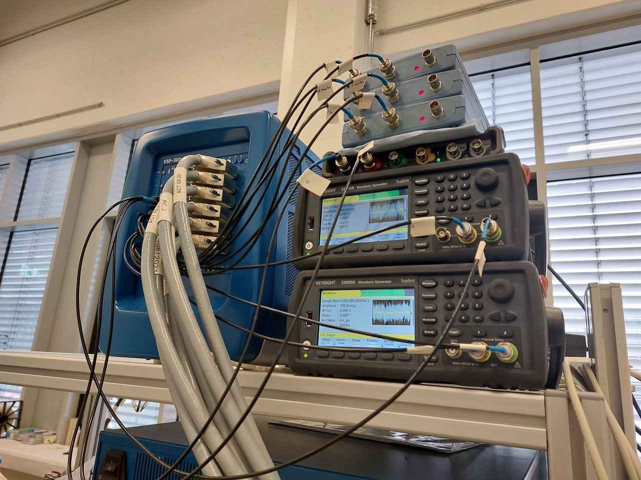 Instrument-Setup-Verschiedene-Instrumente-werden-für-die-Forschungen-benötigt